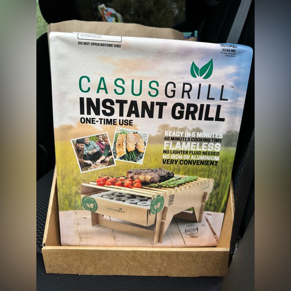 Casus Grill Instand Grill NWT